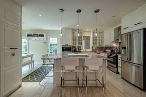 1840 Pine Siskin Crt, Mississauga - Erin Mills image-0-3