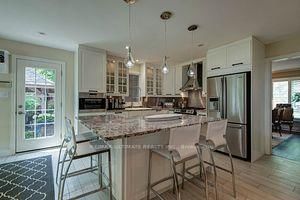 1840 Pine Siskin Crt, Mississauga - Erin Mills image-0-4