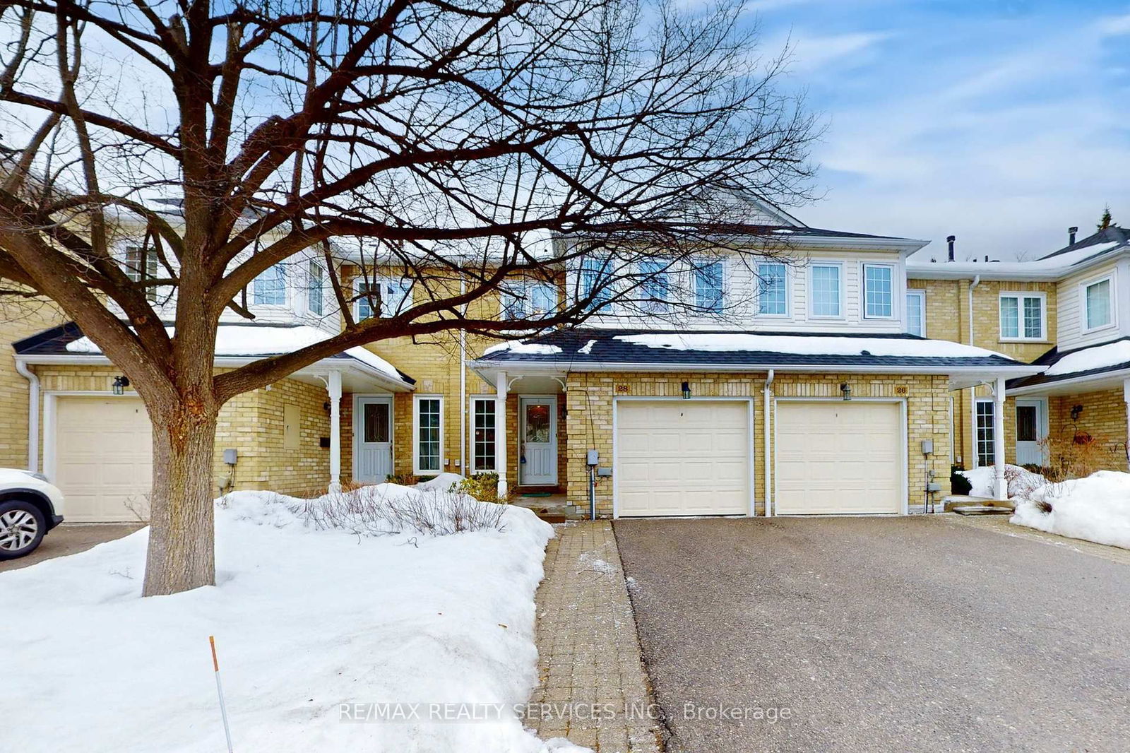 Townhouse for sale at 28 Heathcliffe Square, Brampton, Central Park, L6S 5P7 - MLS: W12003701