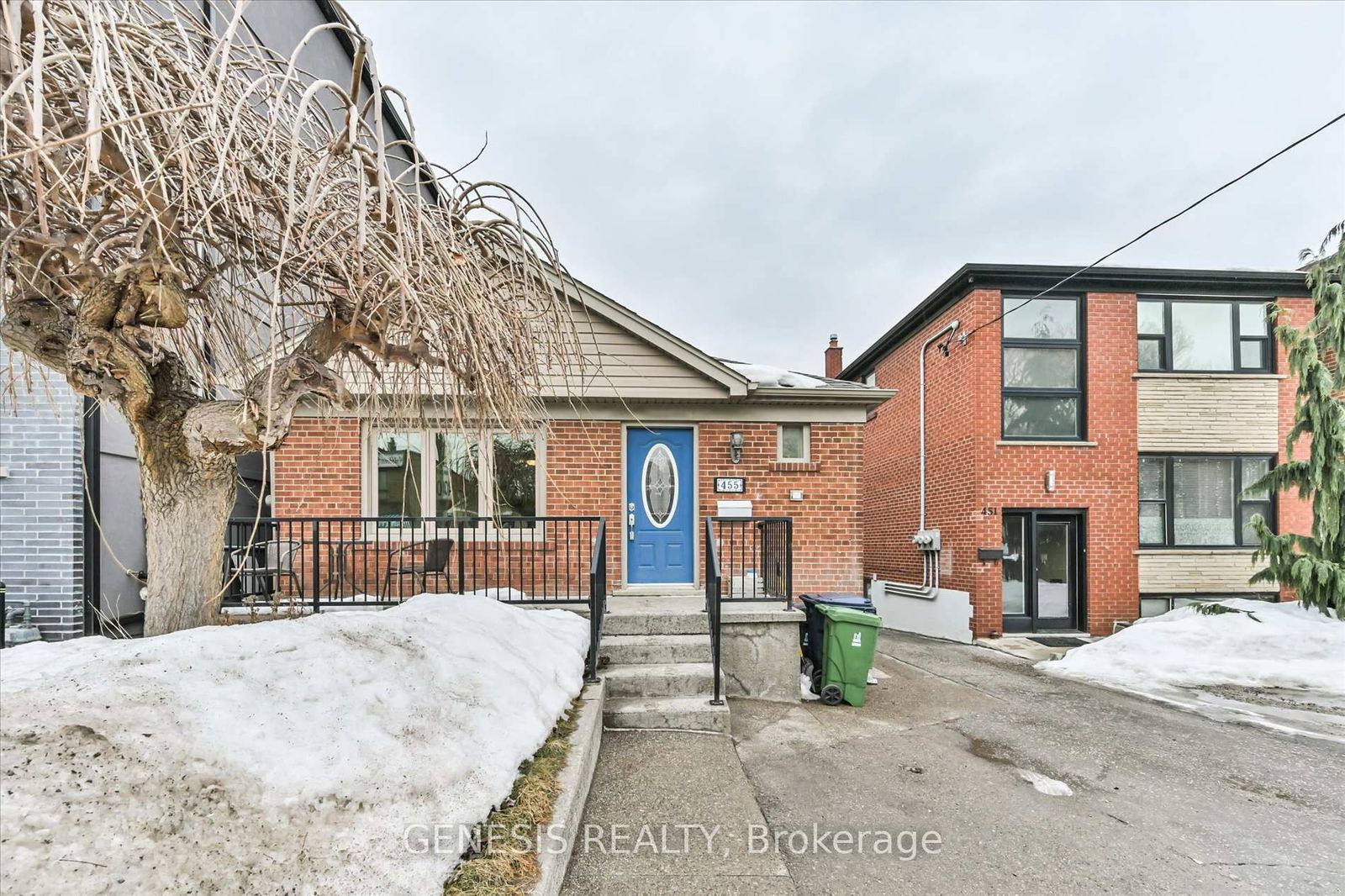 Detached House for sale at 455 Caledonia Road, Toronto, Caledonia-Fairbank, M6E 4T9 - MLS: W12004042