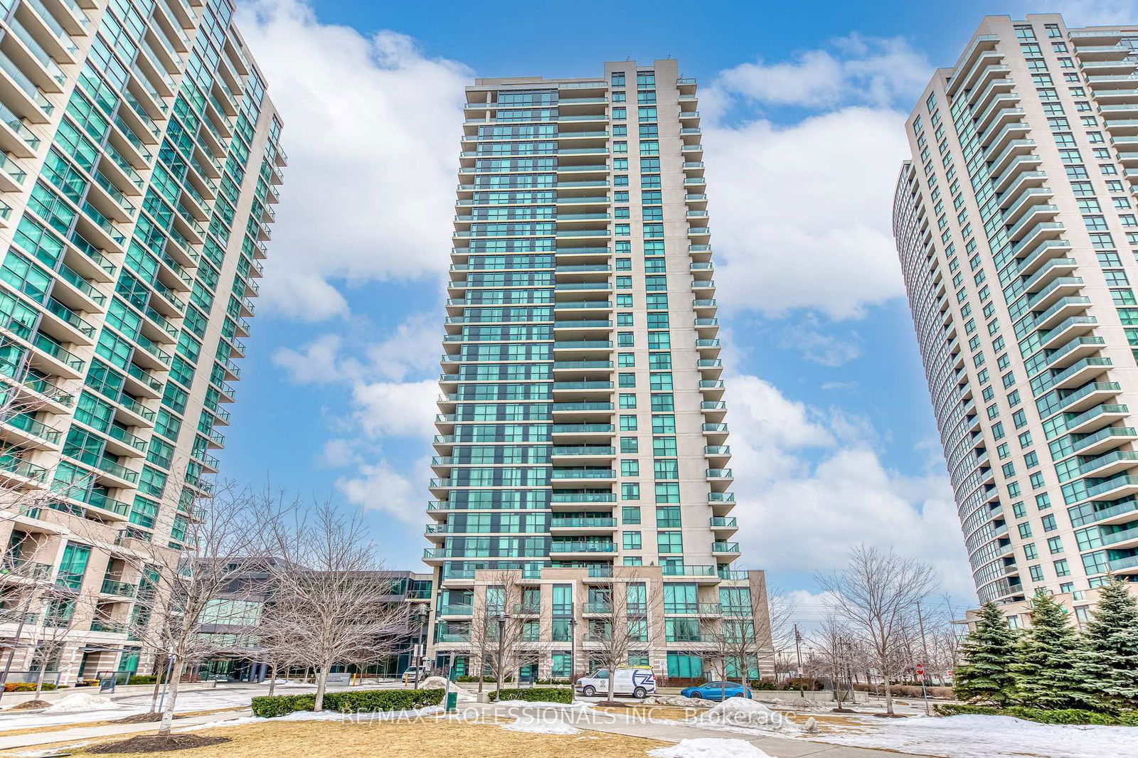 Condo for sale at 2001-215 Sherway Gardens Road, Toronto, Islington-City Centre West, M9C 0A4 - MLS: W12004302