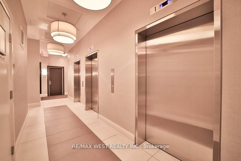 808 - 25 Fontenay Crt, Toronto, M9A 0C4 | Image 3