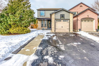 1073 Montgomery Dr, Oakville - Glen Abbey image-0-1