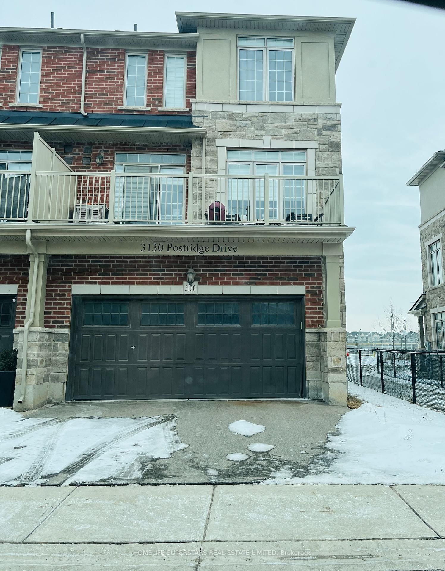 Townhouse for lease at 3130 Postridge Drive, Oakville, Rural Oakville, L6H 7E3 - MLS: W12004868