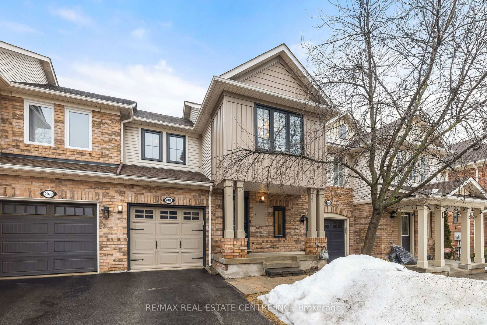 Townhouse for sale at 2078 Broadleaf Crescent, Burlington, Uptown, L7L 6S3 - MLS: W12005194