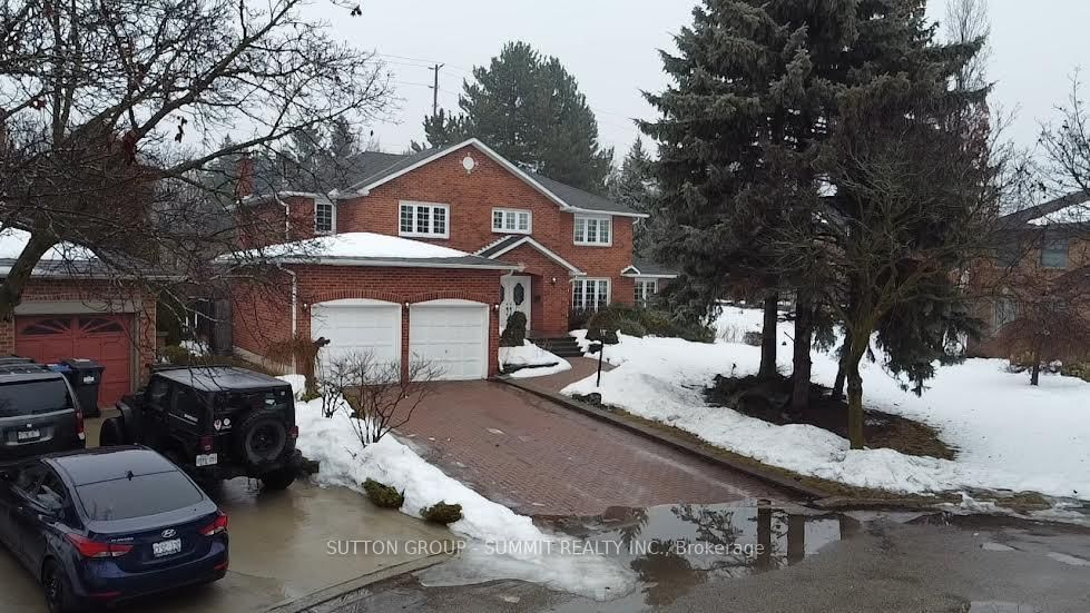 Detached House for sale at 20 Whitmore Court, Brampton, Heart Lake West, L6Z 2A5 - MLS: W12005213