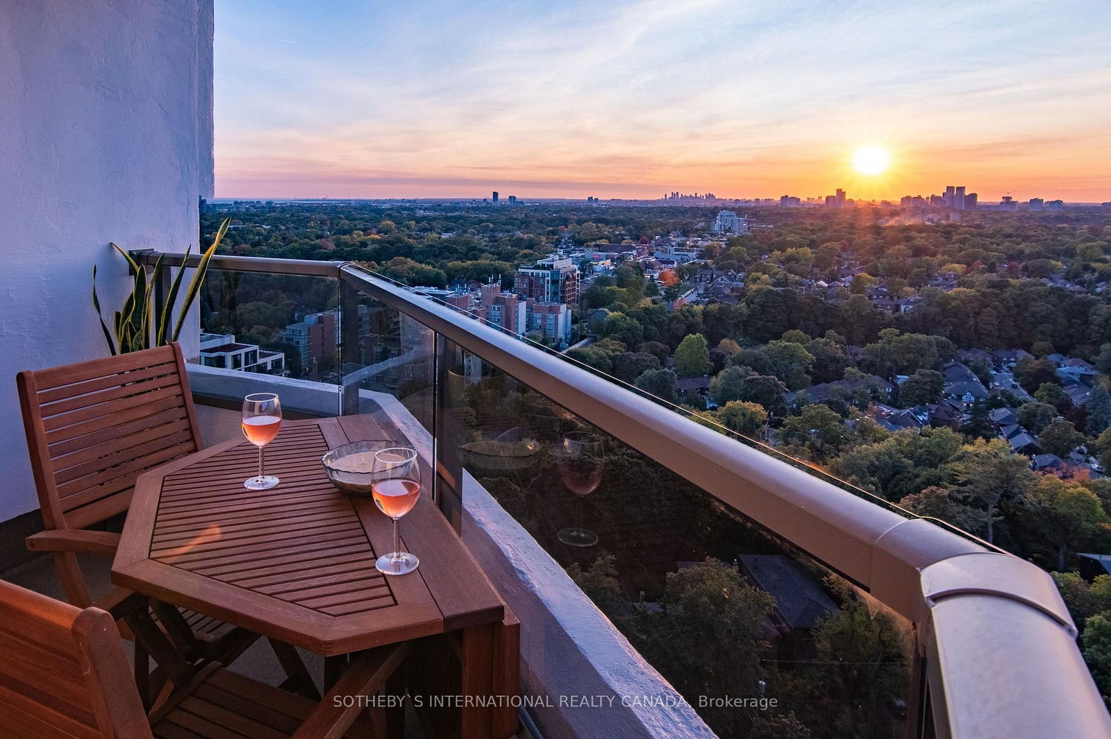 Condo for sale at 2408-50 Quebec Avenue, Toronto, High Park North, M6P 4B4 - MLS: W12005239