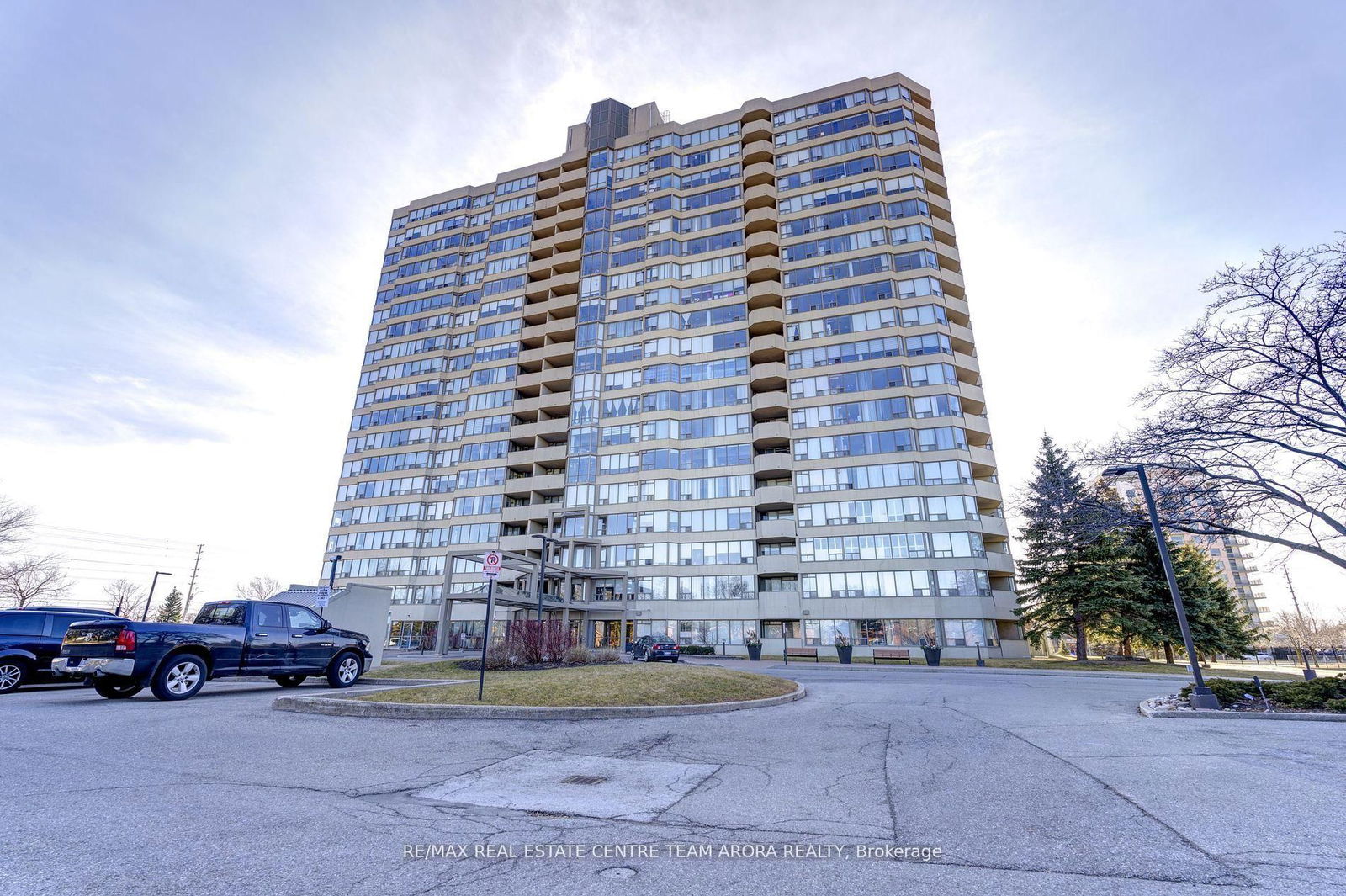 Condo for sale at 607-700 Constellation Drive, Mississauga, Hurontario, L5R 3G8 - MLS: W12005280