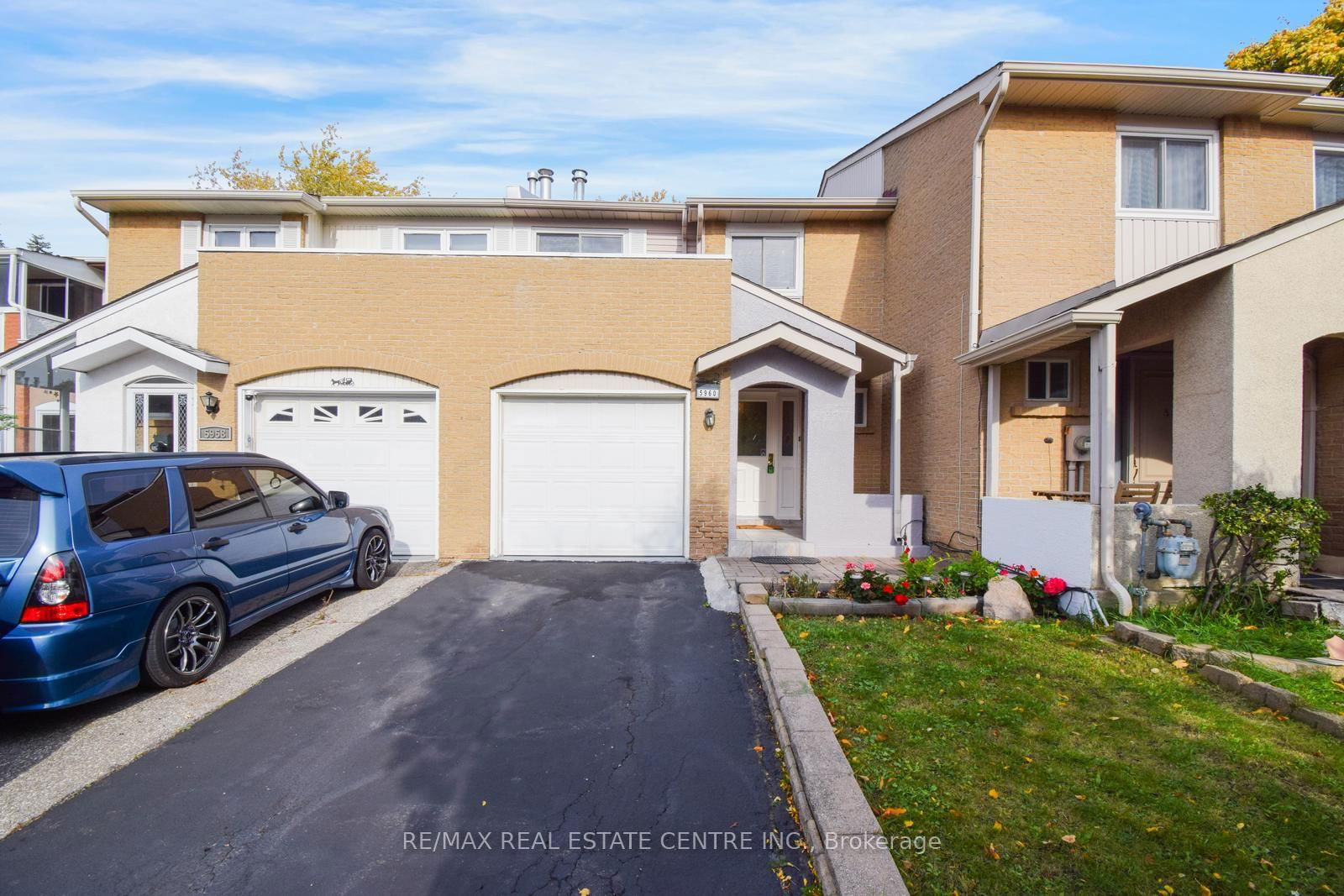 Townhouse sold at 5960 Chidham Crescent, Mississauga, Meadowvale, L5N 2R9 - MLS: W12005310