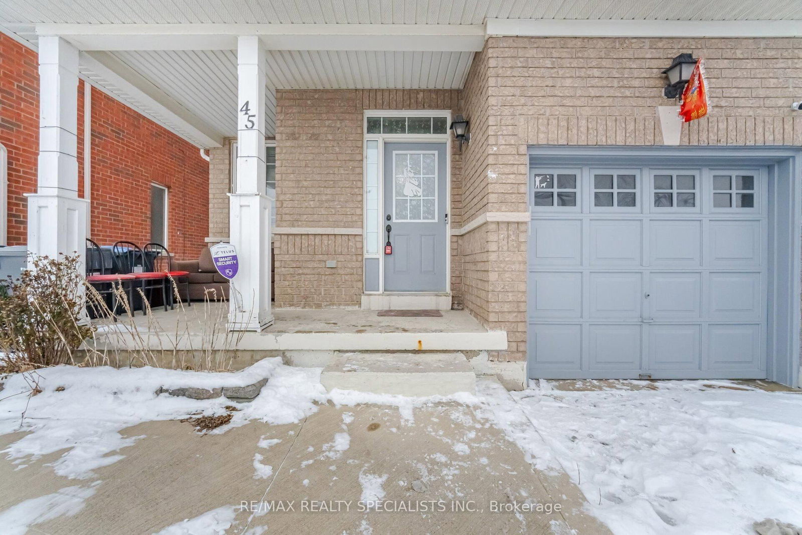 Listing Image 4