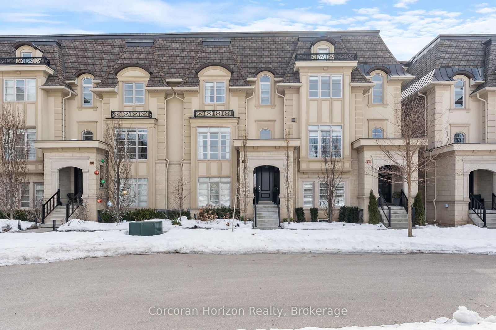 Townhouse for sale at 229 Hanover Street, Oakville, 1020 - WO West, L6K 0G9 - MLS: W12005452