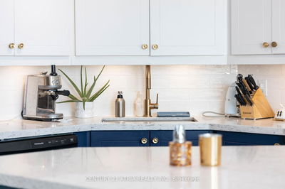 Unit 401 — 200 Manitoba St, Toronto - Mimico image-0-2