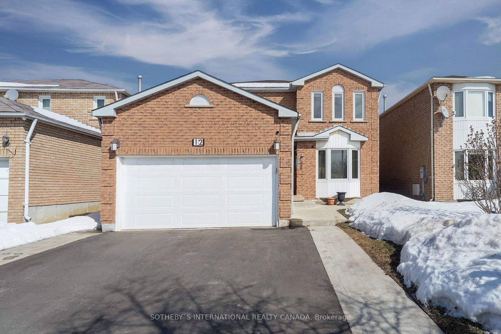 Detached House for sale at 12 Duggan Drive, Brampton, Fletcher's West, L6Y 4K8 - MLS: W12005490