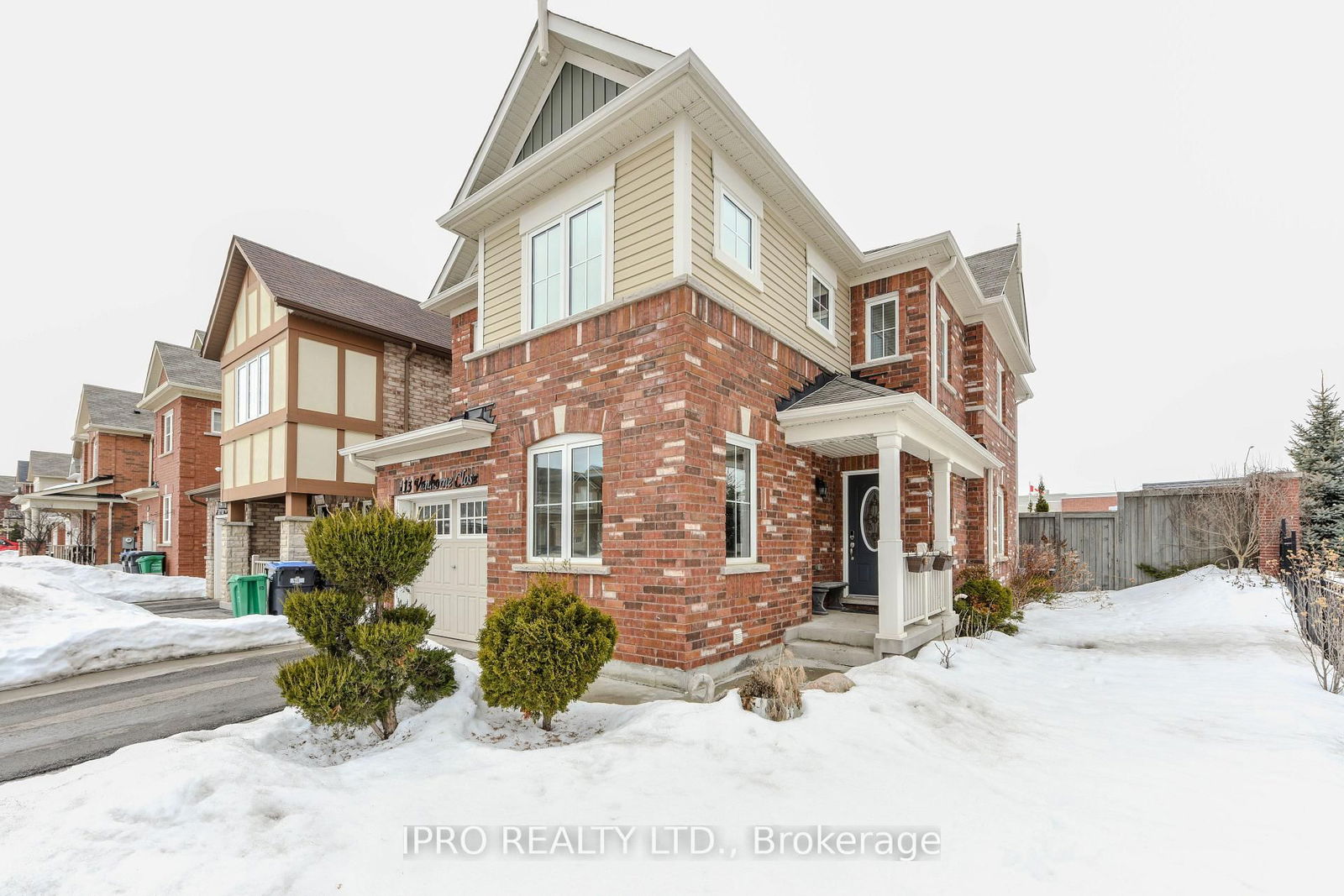 Detached House for sale at 113 Vanhorne Close, Brampton, Northwest Brampton, L7A 0G2 - MLS: W12005594