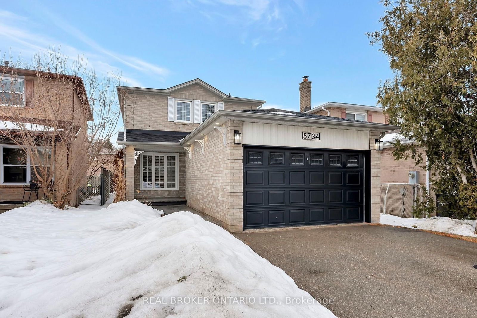 Detached House for sale at 5734 Turney Drive, Mississauga, Streetsville, L5M 2R3 - MLS: W12005956