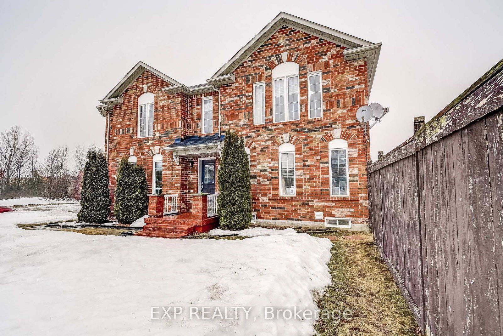 Detached House for sale at 127 Worthington Avenue, Brampton, Fletcher's Meadow, L7A 3H3 - MLS: W12006176