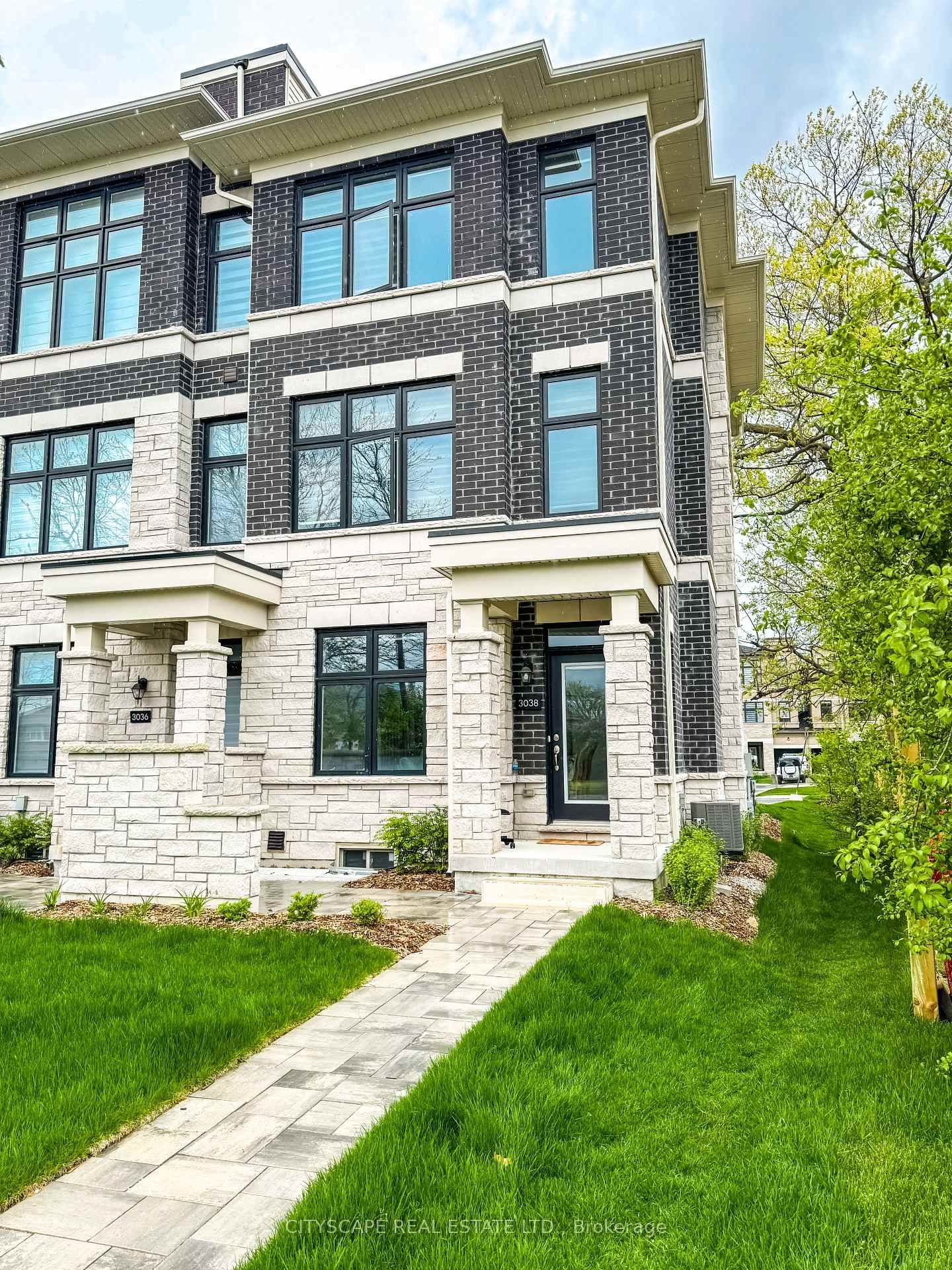 Townhouse for sale at 3038 Islington Avenue, Toronto, Humber Summit, M9L 0A6 - MLS: W12006306