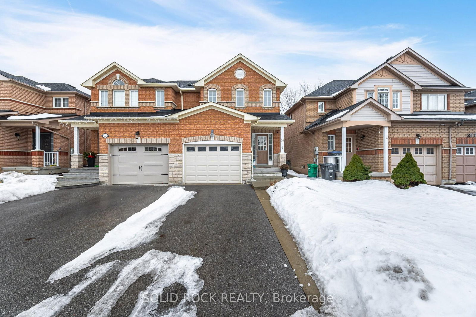 Semi-Detached House for sale at 35 Prince Crescent, Brampton, Northwest Sandalwood Parkway, L7A 2C8 - MLS: W12006331