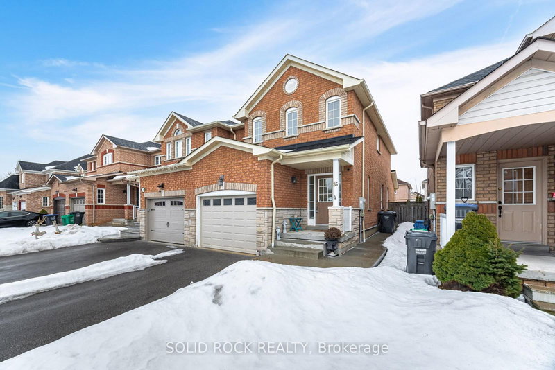 35 Prince Cres, Brampton, L7A 2C8 | Image 3