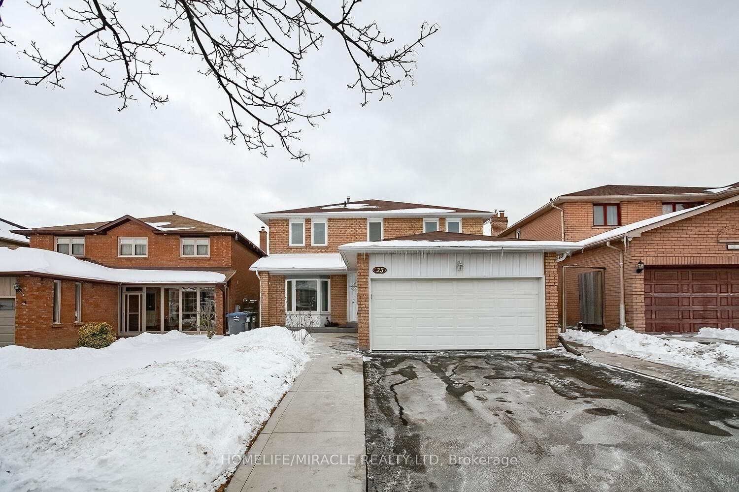 Detached House for sale at 25 Oaklea Boulevard, Brampton, Fletcher's Creek South, L6Y 4H7 - MLS: W12006340