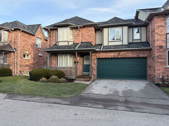 17 - 76 River Drive