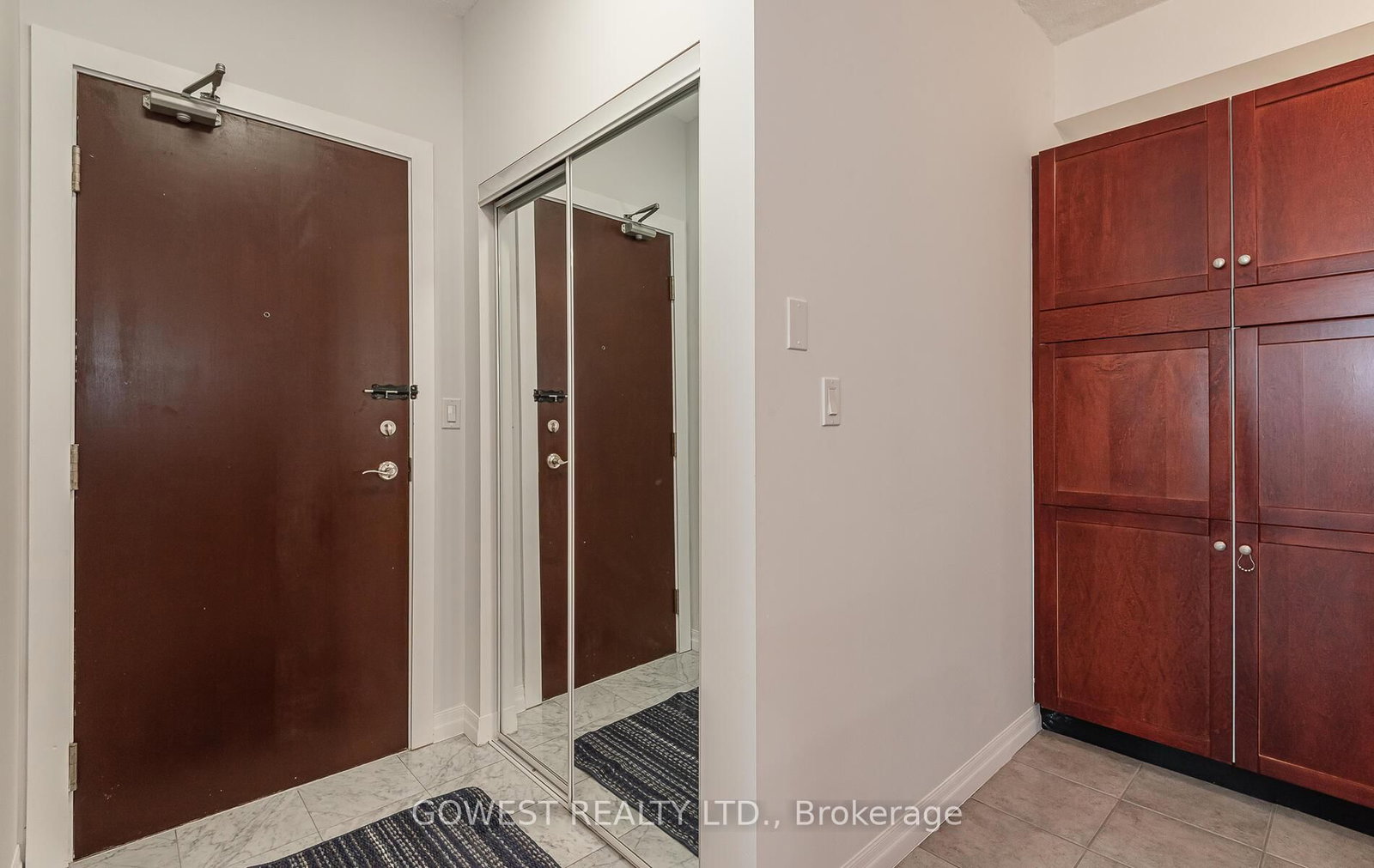1359 Rathburn Mississauga,ON L4W 5P7 — Photo 5