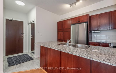 1359 Rathburn Mississauga,ON L4W 5P7 — Photo 6