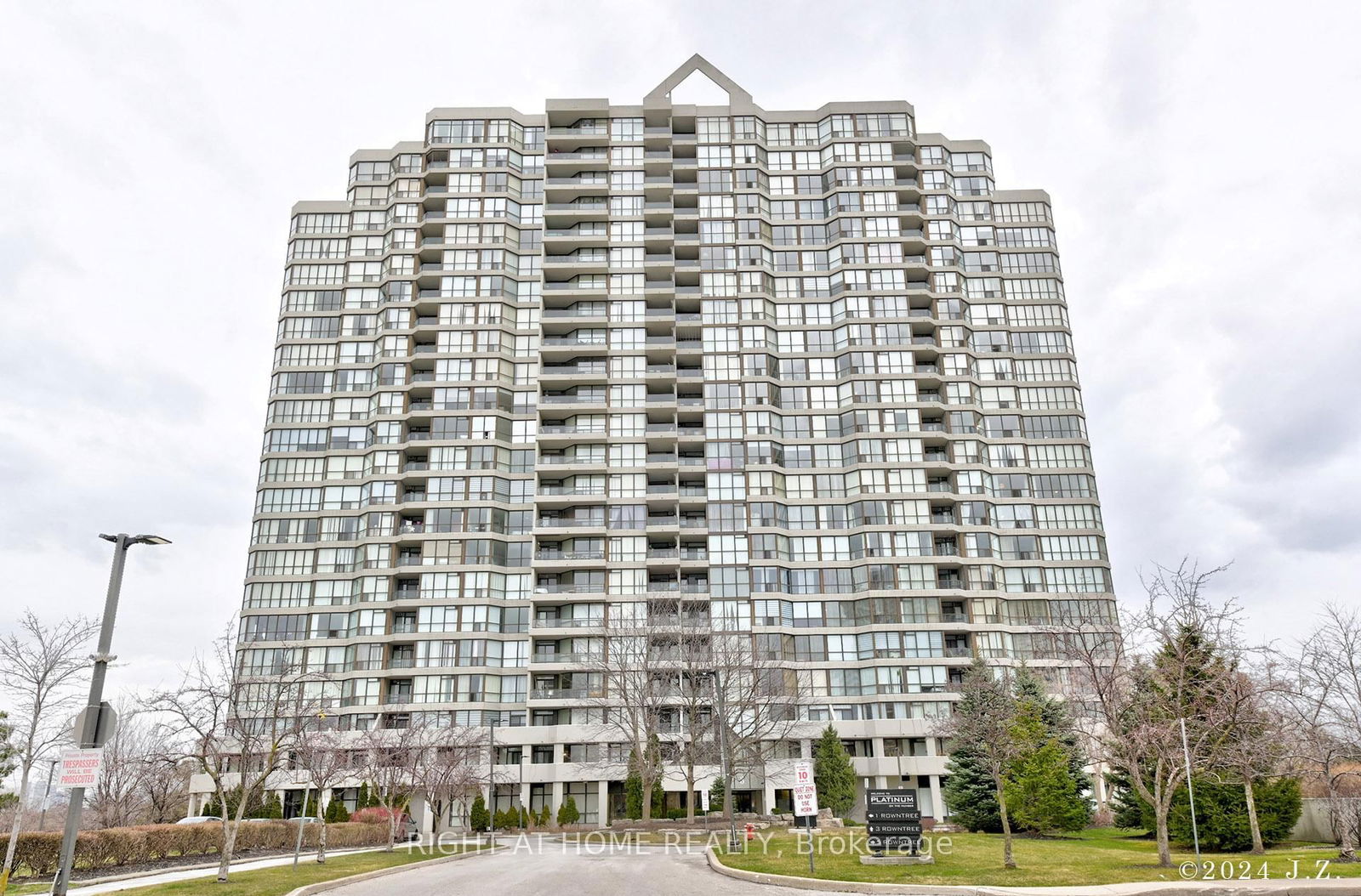 Condo for sale at 409-3 Rowntree Road, Toronto, Mount Olive-Silverstone-Jamestown, M9V 5G8 - MLS: W12006821