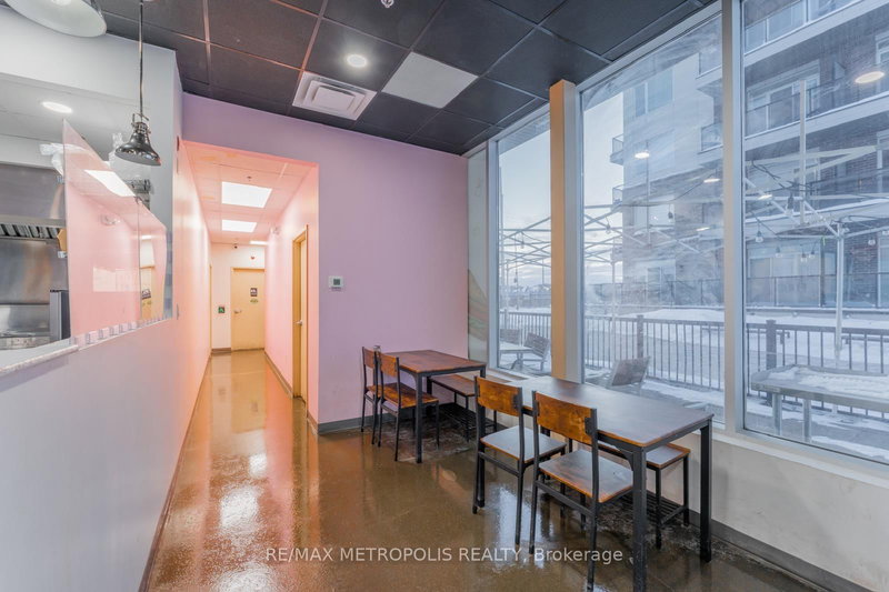 1 - 50 Sky Harbour Dr, Brampton, L6Y 6B8 | Image 2