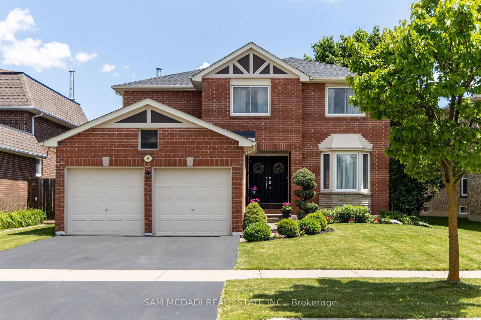 Detached House for sale at 69 Parkside Drive, Brampton, Brampton South, L6Y 3A1 - MLS: W12007154