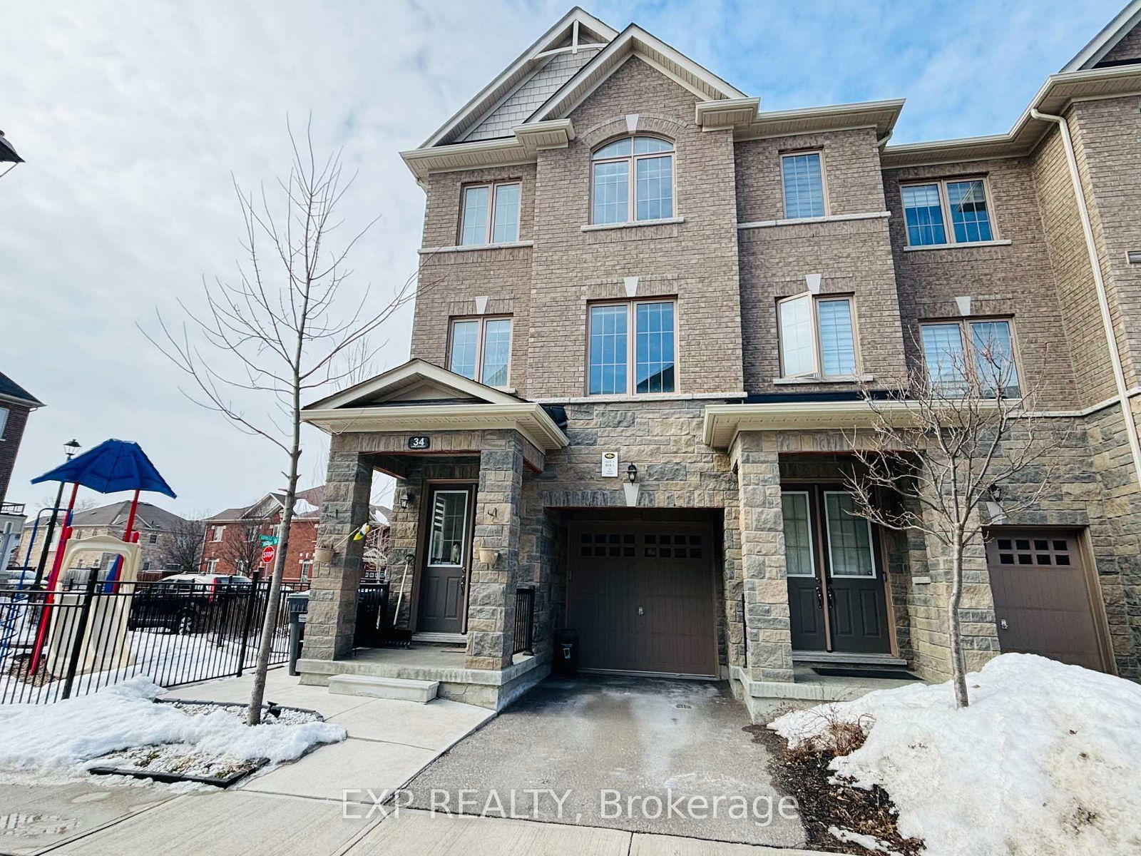 Townhouse for sale at 34 Faye Street, Brampton, Bram East, L6P 4M9 - MLS: W12007457