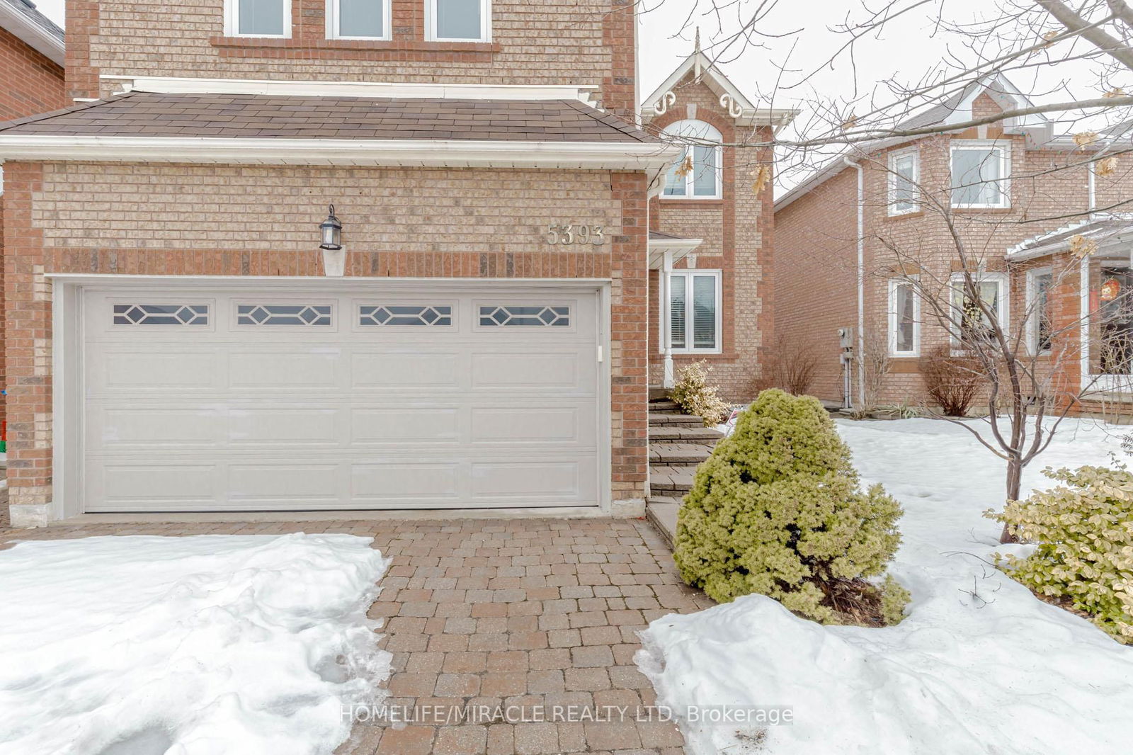 Detached House for sale at 5393 Fallingbrook Drive, Mississauga, East Credit, L5V 1P7 - MLS: W12007490