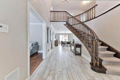 1076 Red Pine Cres, Mississauga - Lorne Park image-0-2