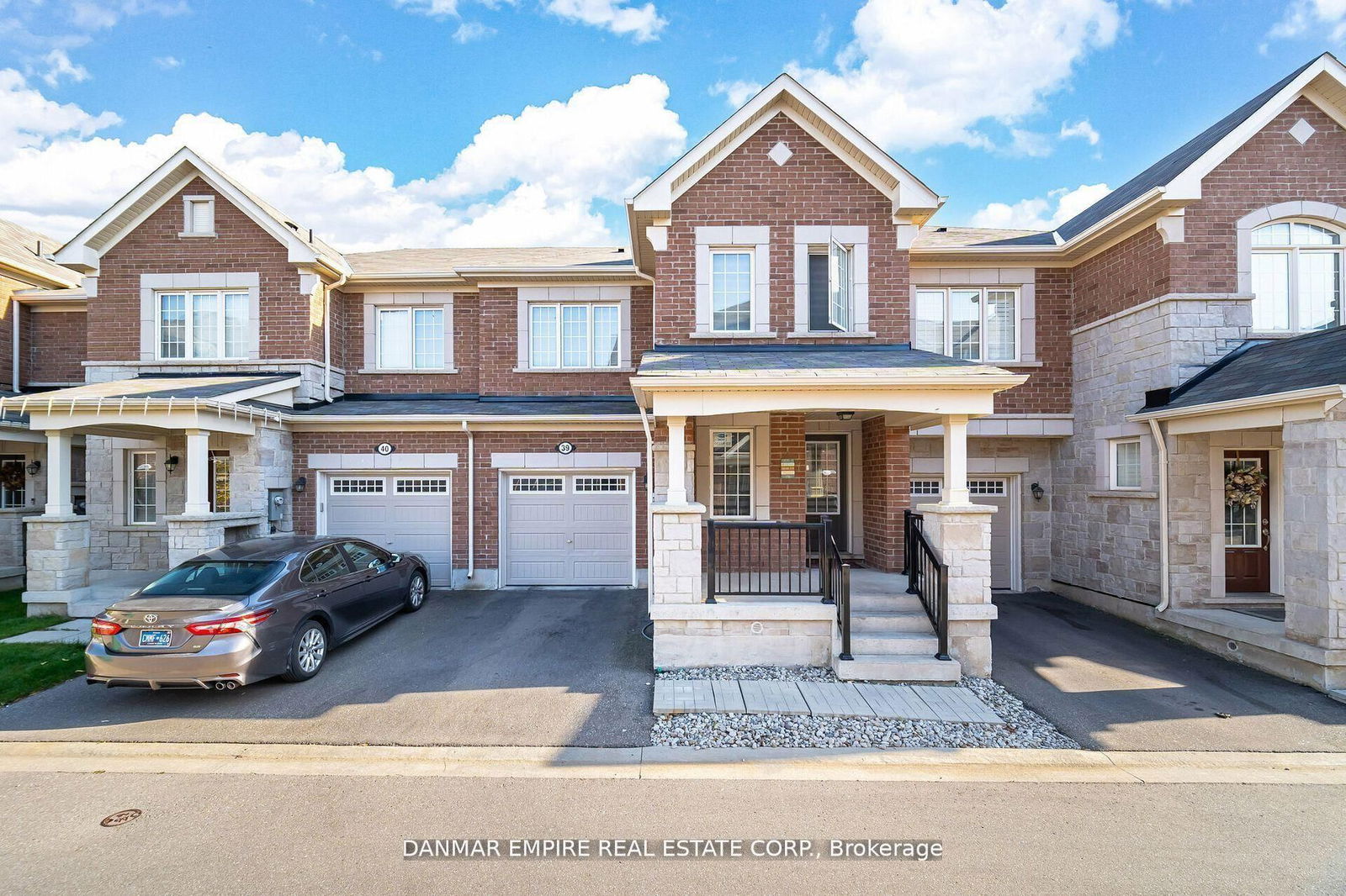 Townhouse for sale at 39-1000 Asleton Boulevard, Milton, Willmott, L9T 9L6 - MLS: W12007947