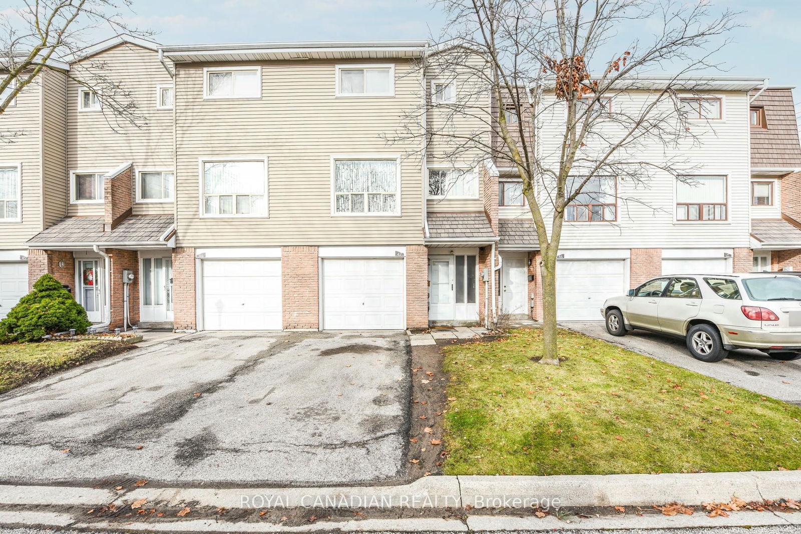 Townhouse for sale at 47-47 Ellis Drive, Brampton, Southgate, L6T 4C4 - MLS: W12007977