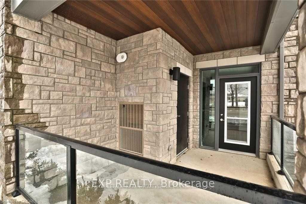 Townhouse for lease at 106-2388 Khalsa Gate, Oakville, West Oak Trails, L6M 1P5 - MLS: W12007985