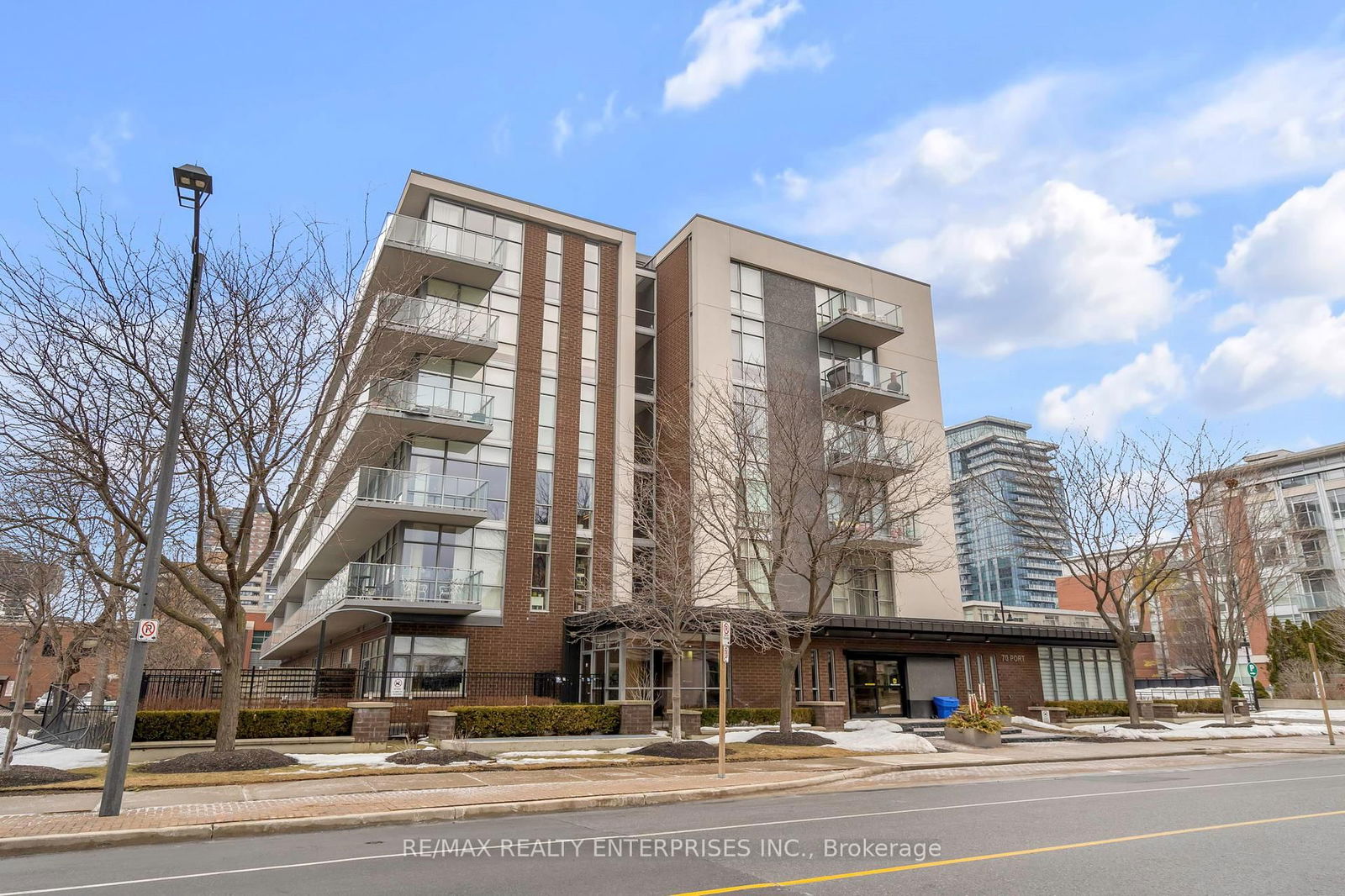 Condo sold at 110-70 Port Street, Mississauga, Port Credit, L5G 4V8 - MLS: W12008076