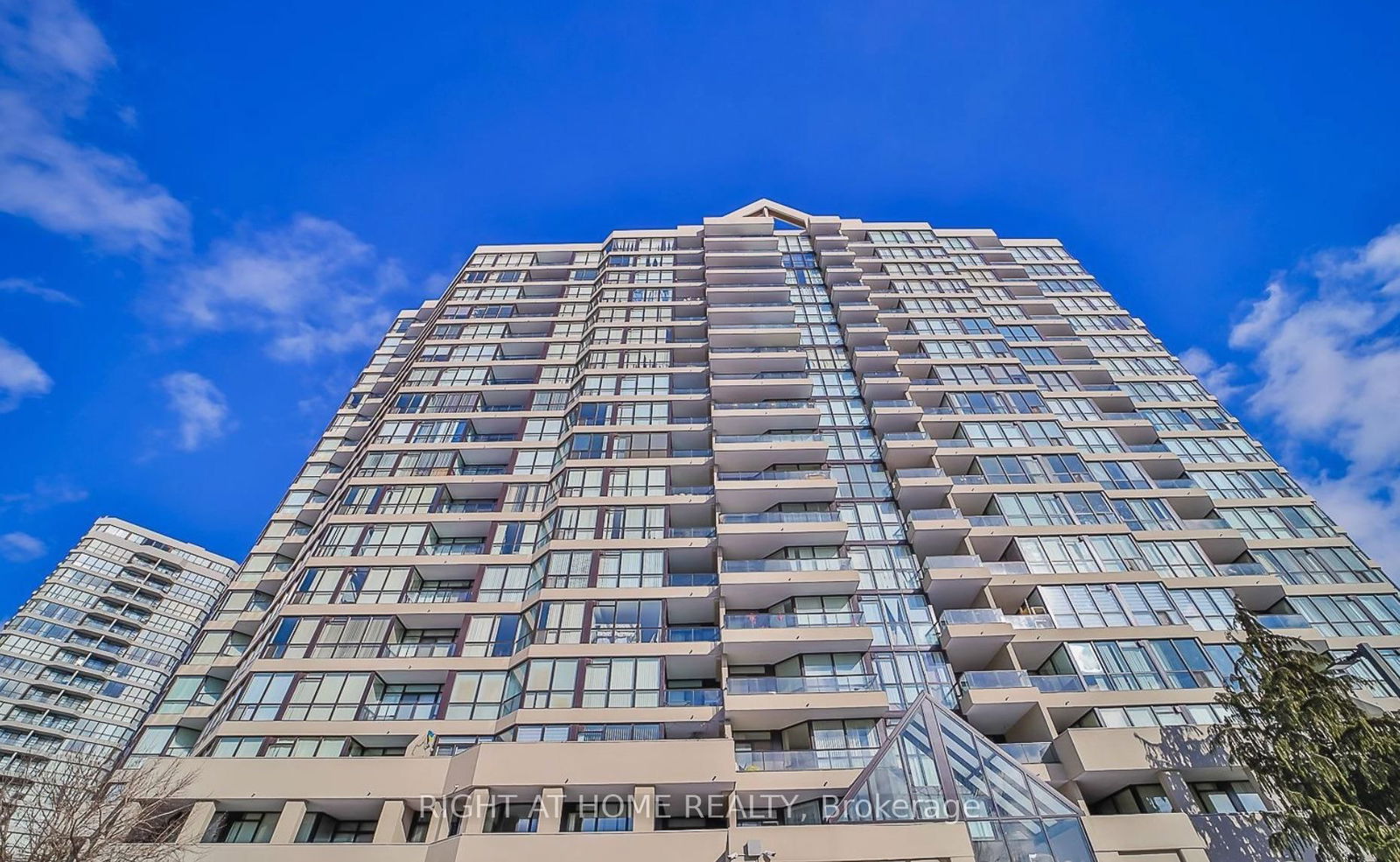 Condo for sale at 404-5 Rowntree Road, Toronto, Mount Olive-Silverstone-Jamestown, M9V 5G9 - MLS: W12008112