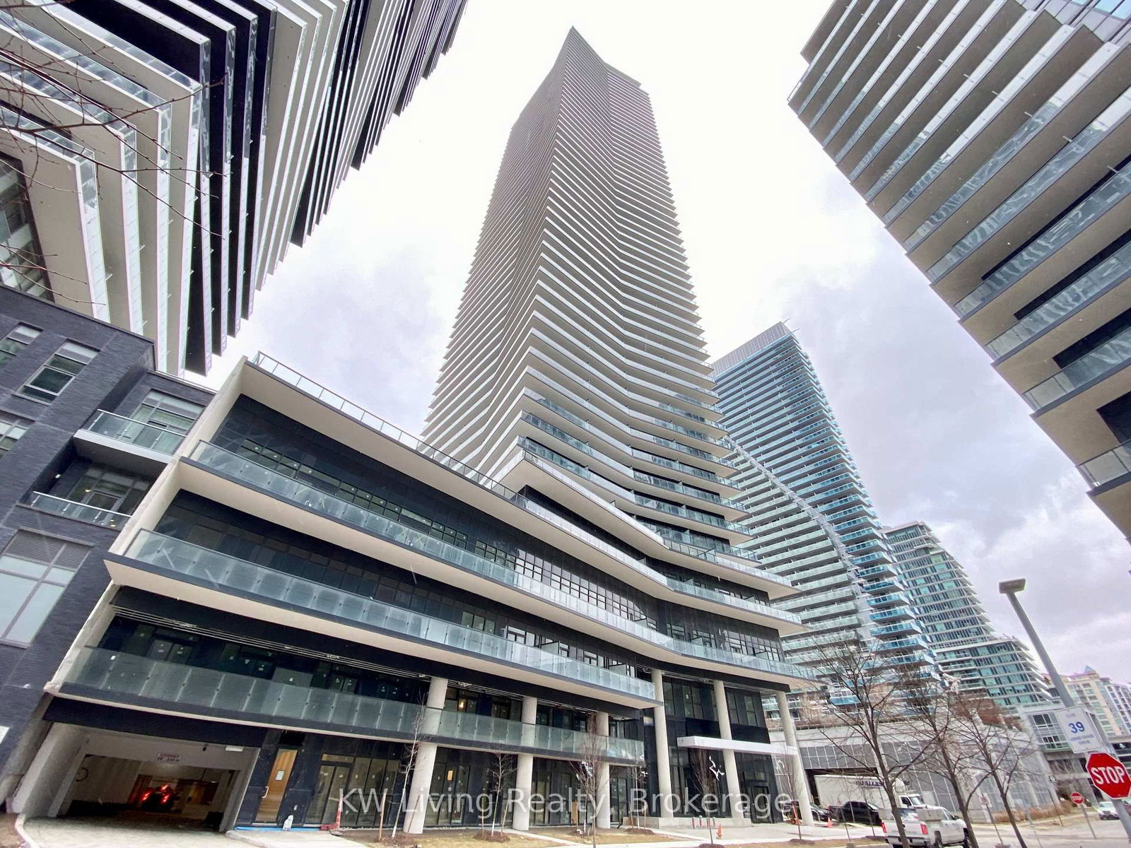 Condo leased at 1705-38 Annie Craig Drive, Toronto, Mimico, M8V 0A8 - MLS: W12008148