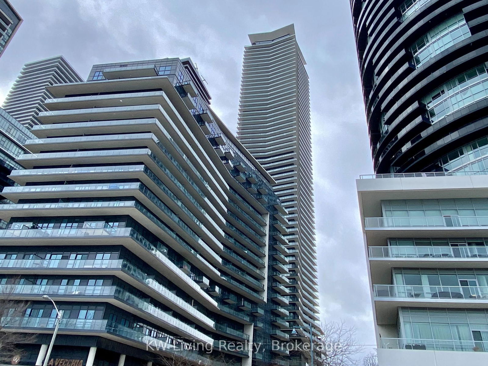 Condo for lease at 1710-38 Annie Craig Drive, Toronto, Mimico, M8V 0A8 - MLS: W12008151