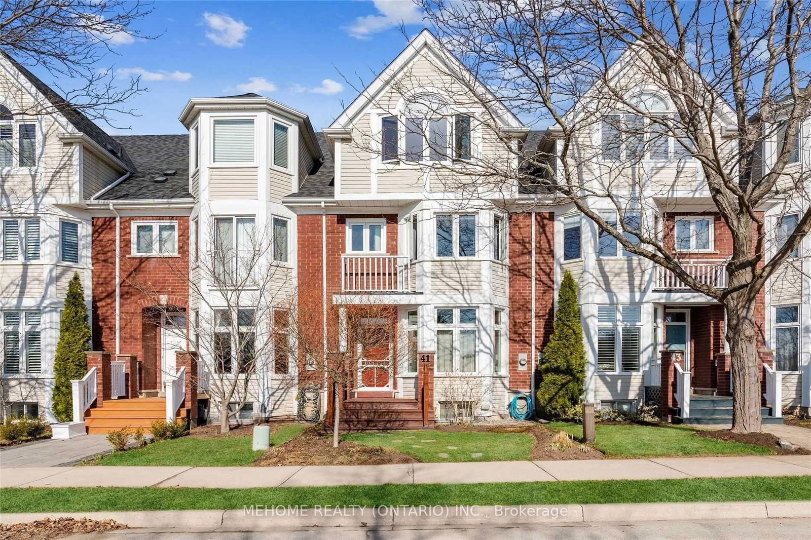 Building at 41 Bridgewater Road, Oakville, RO River Oaks