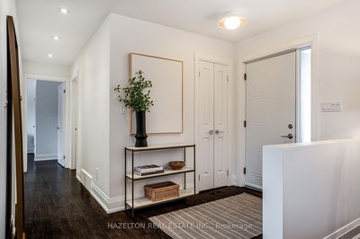 1171 Tisdale St, Oakville - West image-0-3