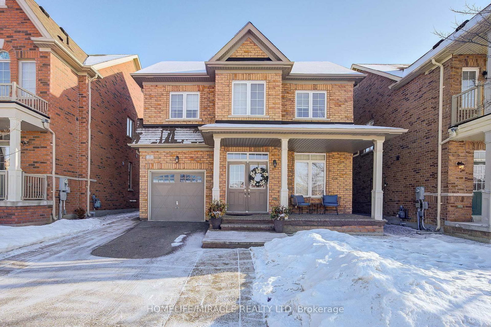 Detached House for sale at 27 Bellcrest Road, Brampton, Credit Valley, L6Y 2M7 - MLS: W12009130