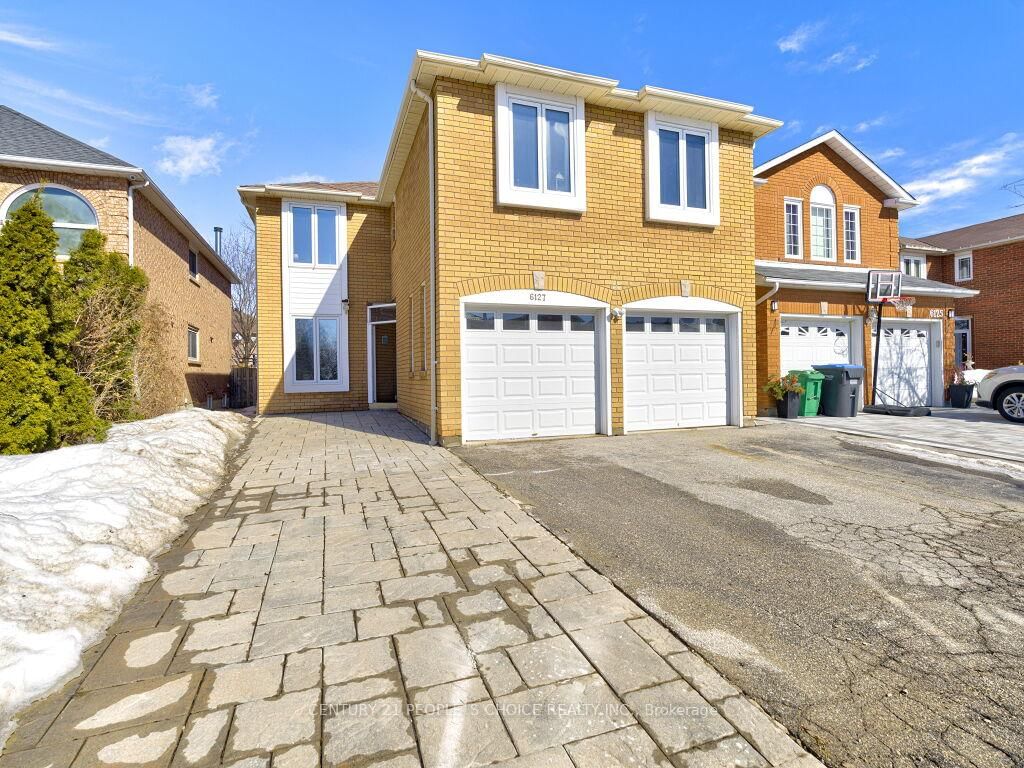 Detached House for sale at 6127 Silken Laumen Way, Mississauga, East Credit, L5V 1A2 - MLS: W12009170