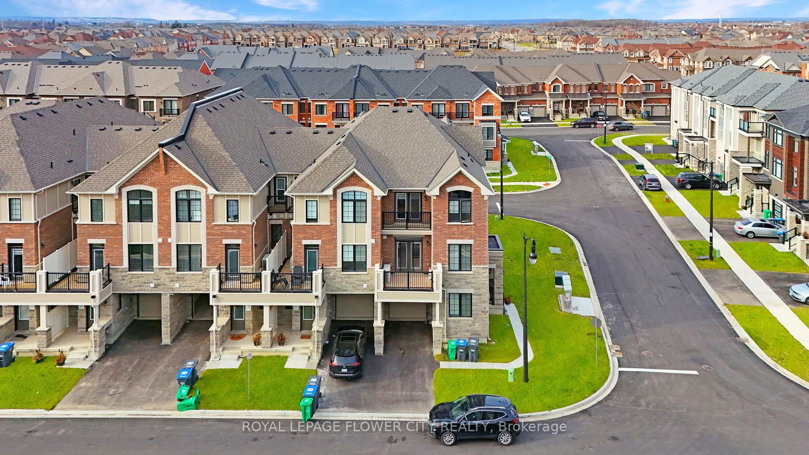 Townhouse for sale at 189 Keppel Circle, Brampton, Fletcher's West, L7A 0B6 - MLS: W12009284