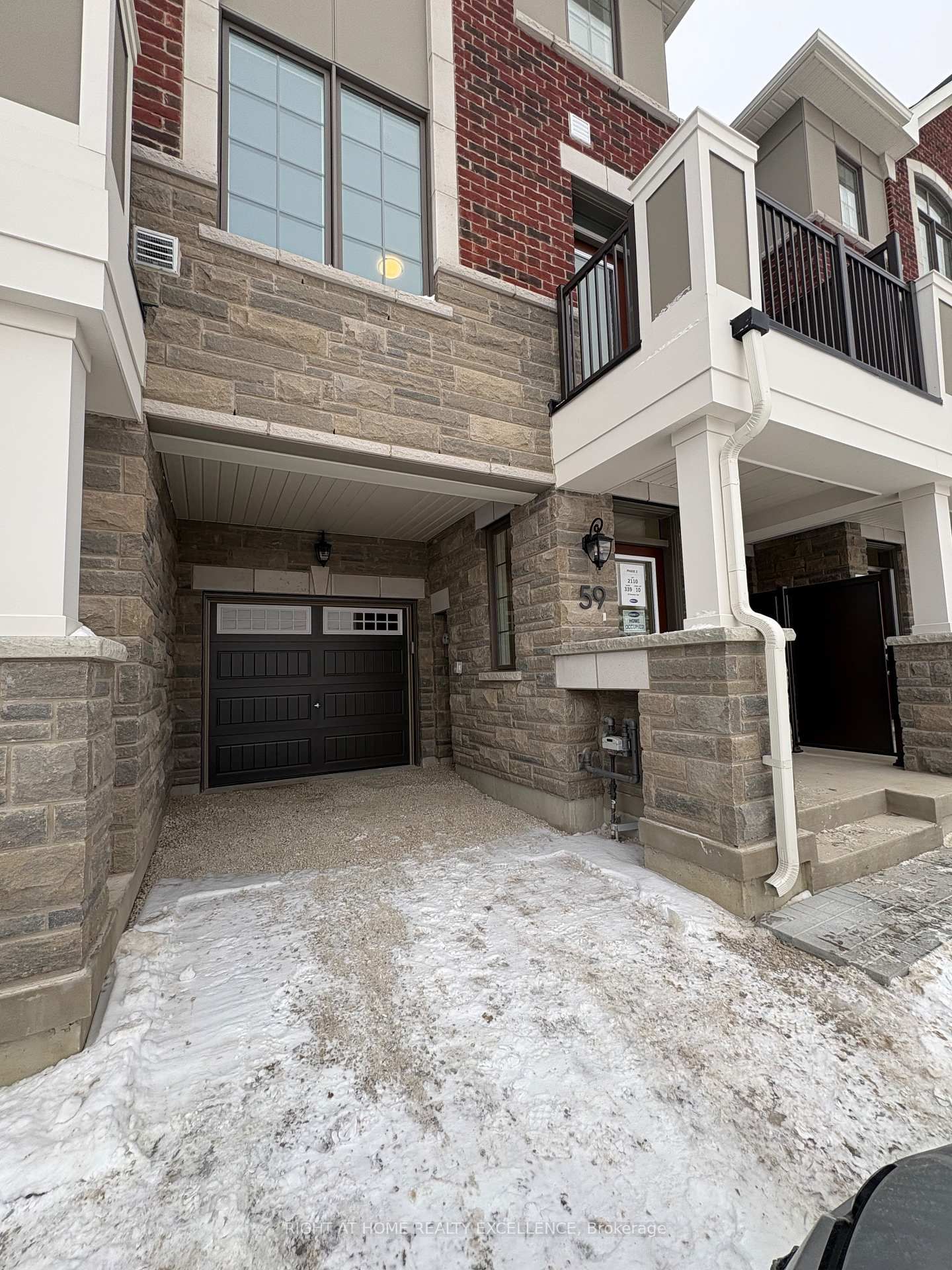 Townhouse for lease at 59 Rockface Trail, Caledon, Rural Caledon, L7C 4P1 - MLS: W12009377