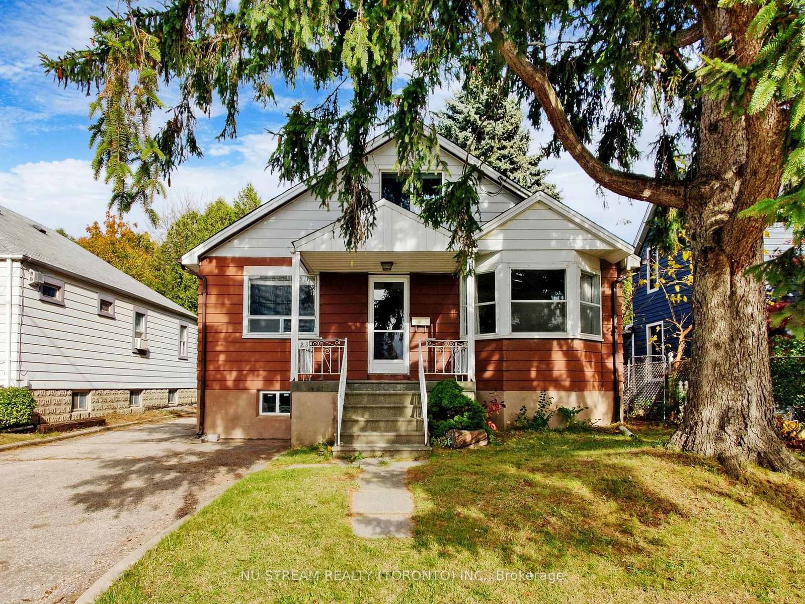 Detached House leased at Full House-23 Mississauga Road, Mississauga, Port Credit, L5H 2H2 - MLS: W12009500