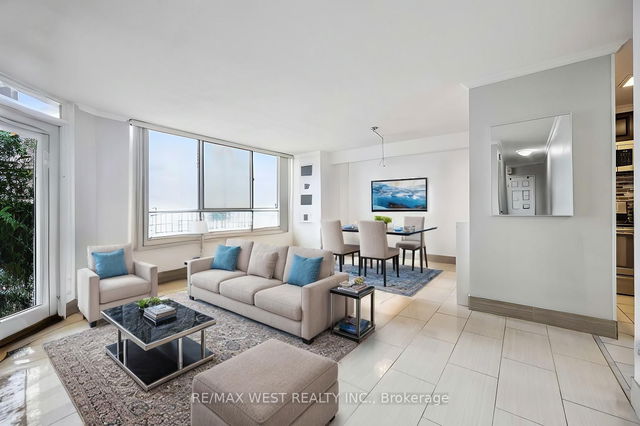 1701 - 10 Martha Eaton Way