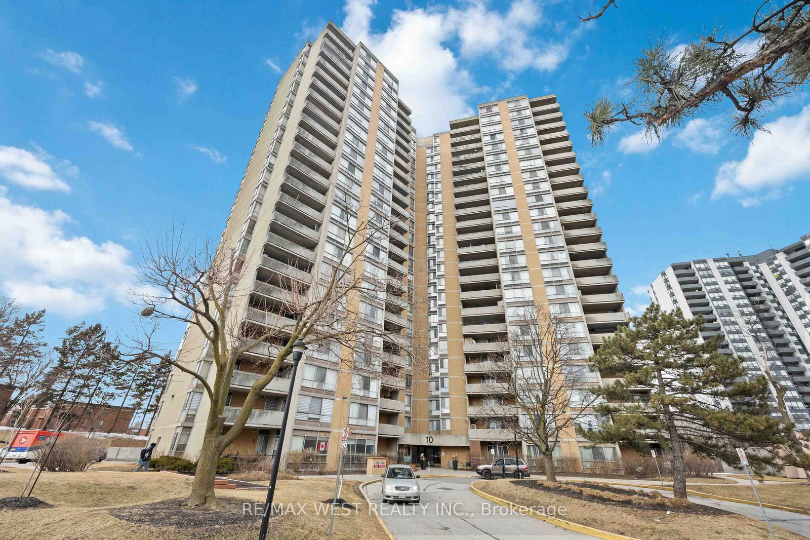 Condo for sale at 1701-10 Martha Eaton Way, Toronto, Brookhaven-Amesbury, M6M 5B3 - MLS: W12009550