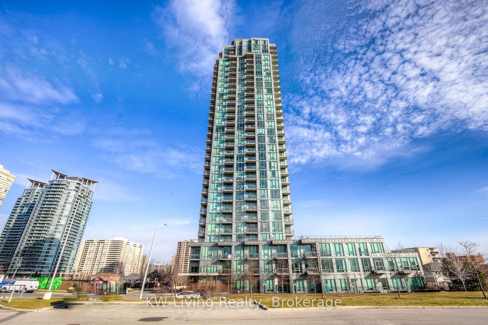 Condo for sale at 318-3525 Kariya Drive, Mississauga, City Centre, L5B 0C2 - MLS: W12009803